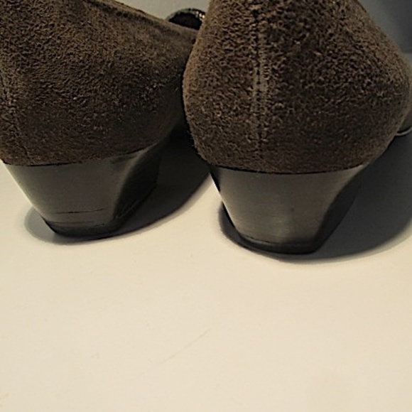 NWOT CasaDei Vintage Embellished Loafers, Size 6 - Picture 8 of 9